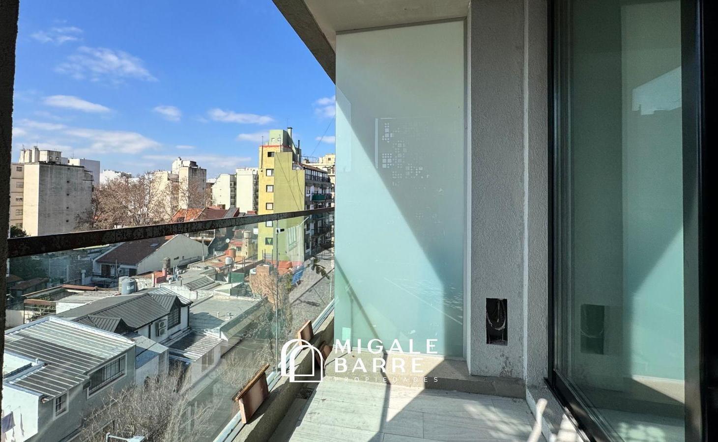 Foto de Departamento en Venta Monoambiente - Frente Villa Del Parque con, imagen 1