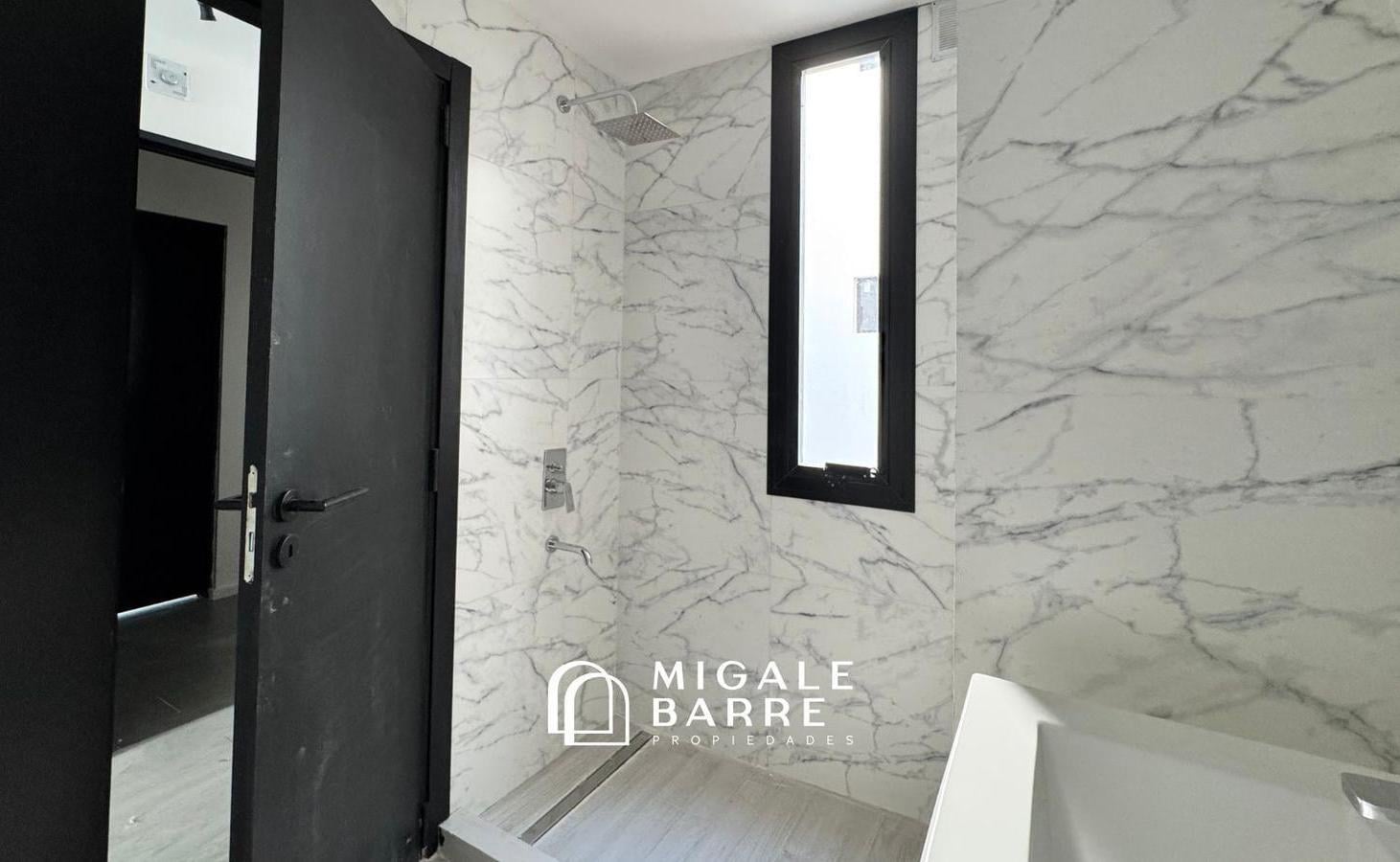 Foto de Departamento en Venta Monoambiente - Frente Villa Del Parque con, imagen 4