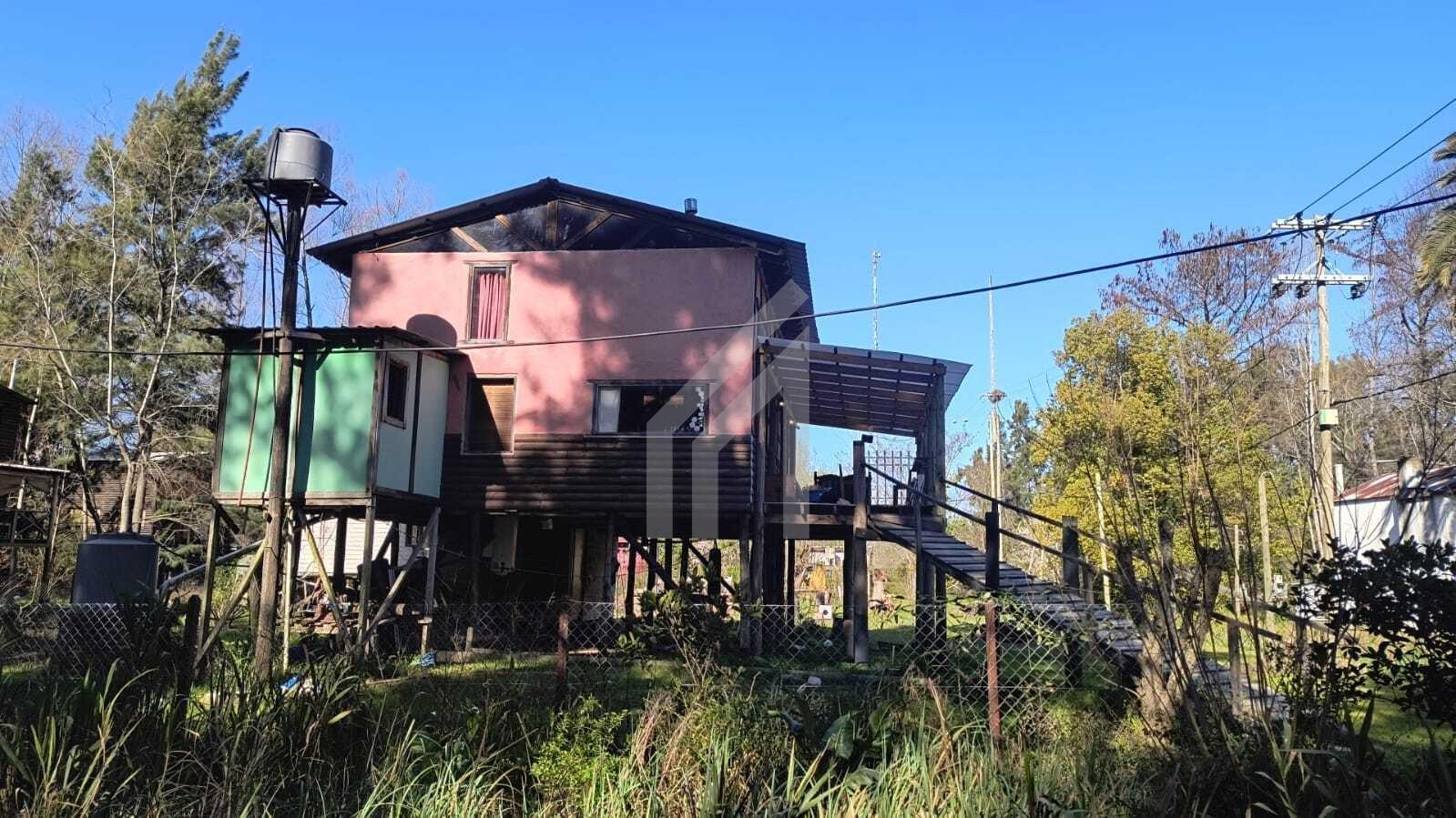 CASA EN VENTA EN EL DELTA - A MINUTOS DEL CONTINENTE - 1ERA SECCION