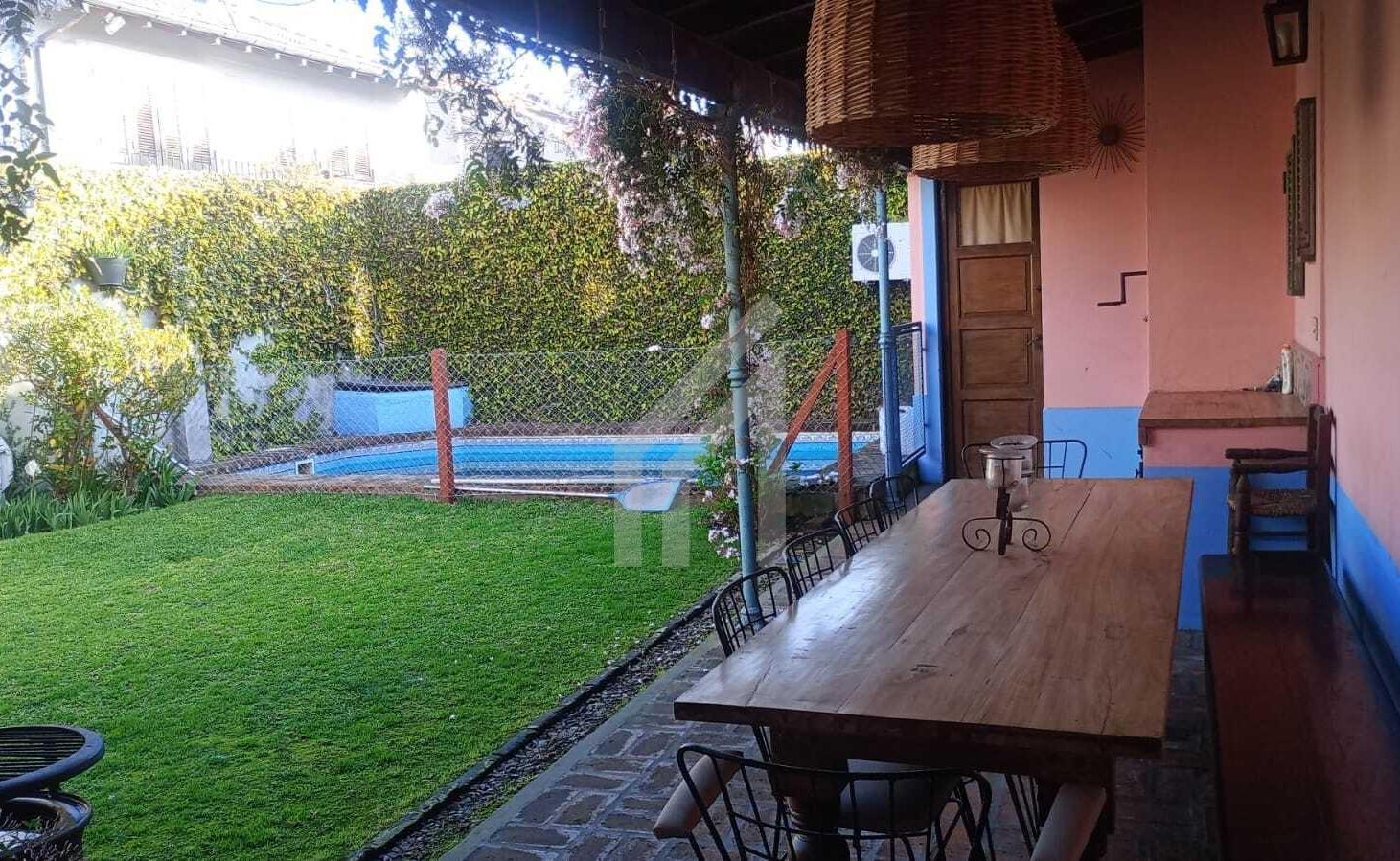 Casa Chalet  en Alq. Temporario en Martínez, San Isidro, G.B.A. Zona Norte