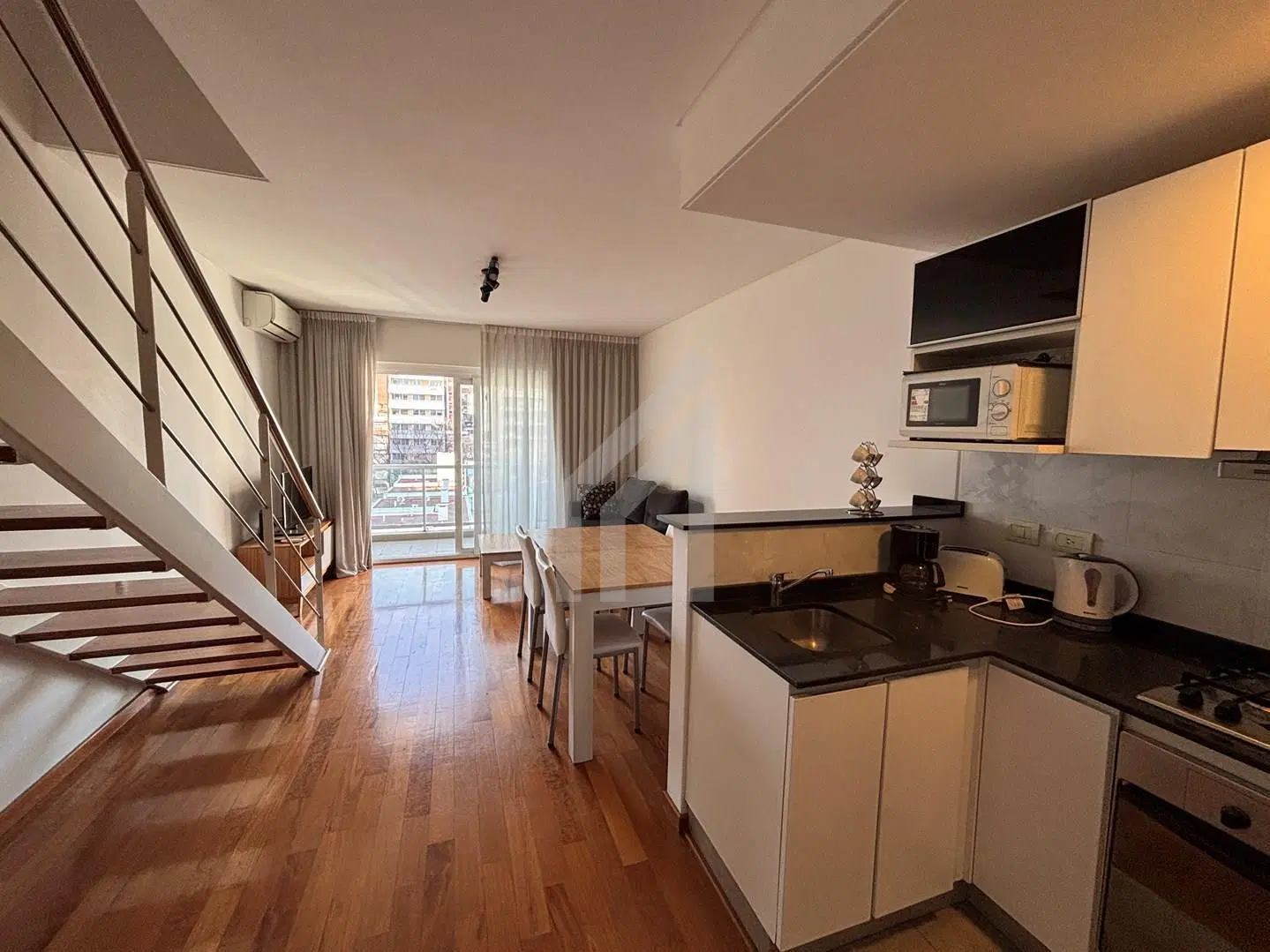 DEPARTAMENTO AMOBLADO EN DUPLEX EN PALERMO 1