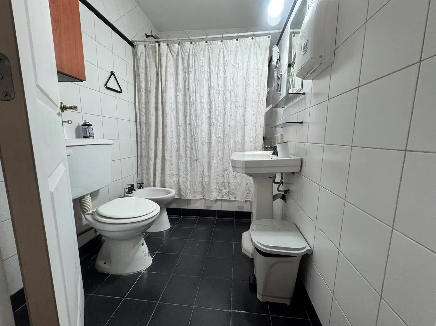 Monoambiente Apto Profesional | Luz al frente | Zona Premium 5