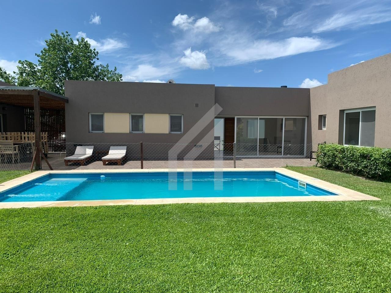 Foto de Casa en Venta en El Cantón Golf, El Cantón, Escobar, imagen 2
