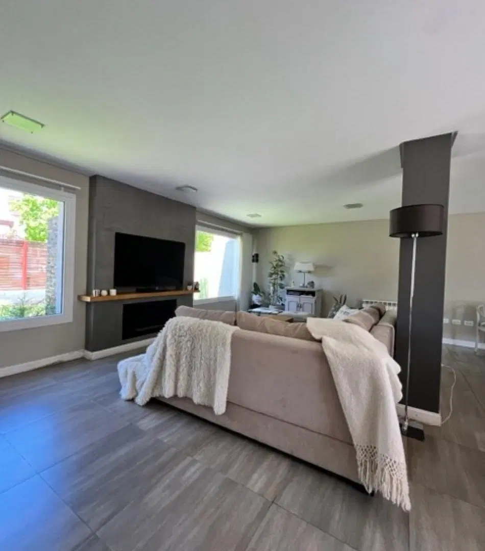 VENTA MAR DEL PLATA, PARQUE LURO !!!!! CASA CORTE MODERNO, MINIMALISTA, 4 AMB. GARAGE PARA 2 AUTOS , 8
