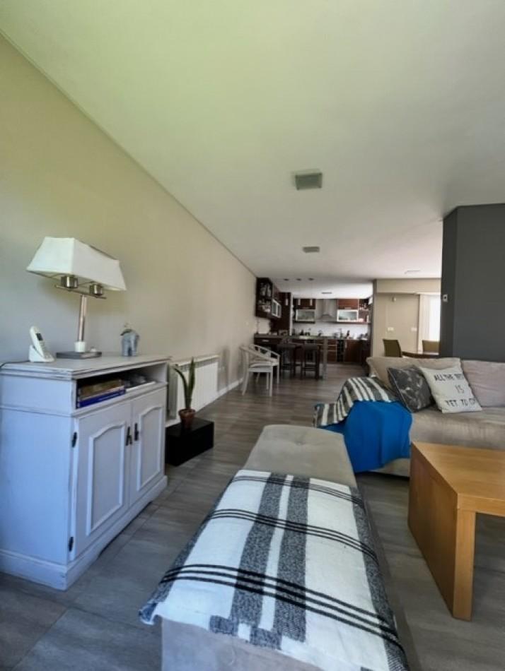 Foto de VENTA| CASA| 4 AMBIENTES| PARQUE LURO, imagen 5