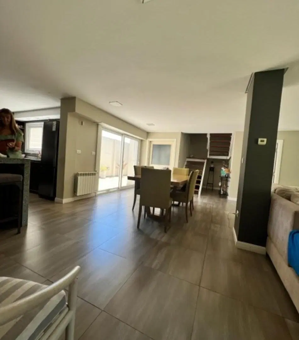 VENTA MAR DEL PLATA, PARQUE LURO !!!!! CASA CORTE MODERNO, MINIMALISTA, 4 AMB. GARAGE PARA 2 AUTOS , 3
