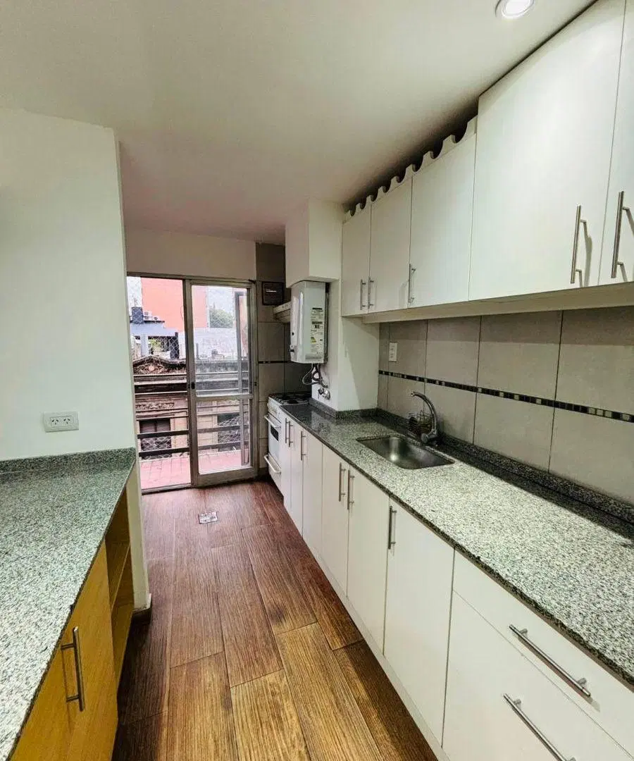 Alquiler - Departamento de 3 Dormitorios; Paraguay 100 1