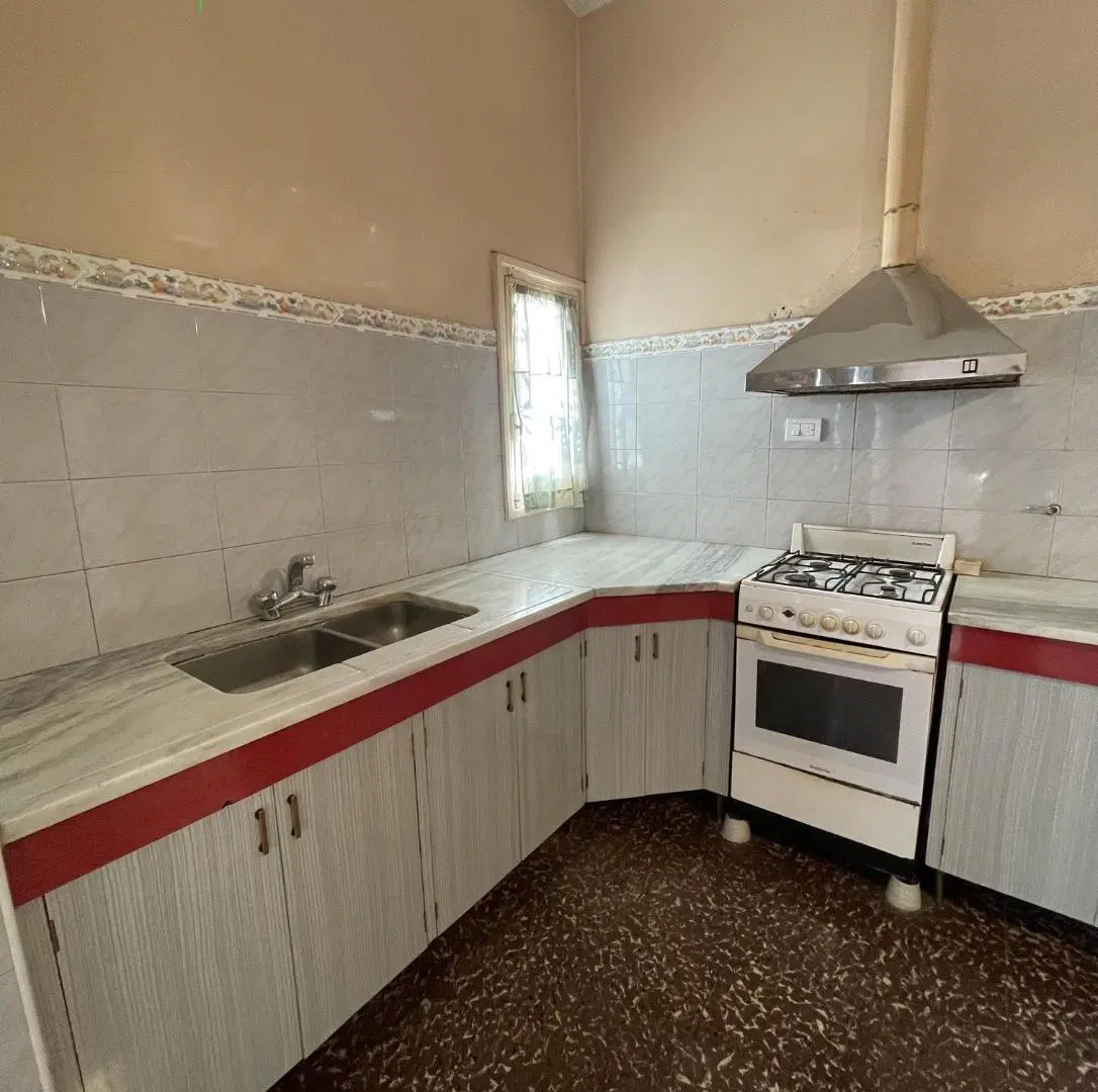 CASA EN VENTA BARRIO ESCOBAR 5