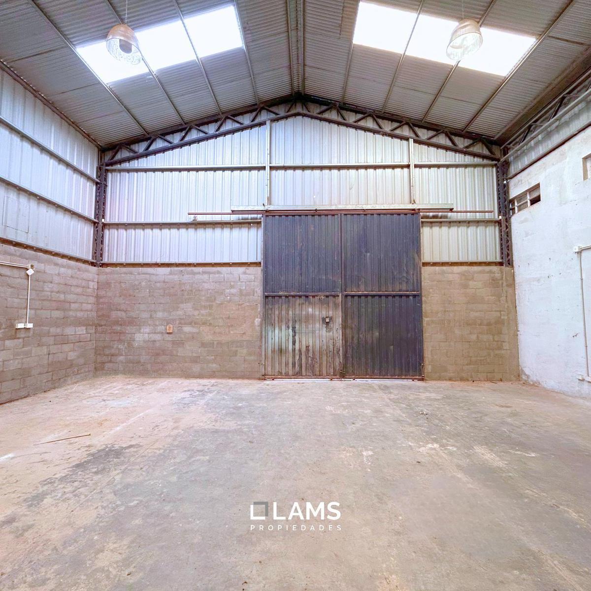 Galpón en Venta Ya! - 294 m² - Barrio Santa Rita a 3 Cuadras de Juan B Justo 1