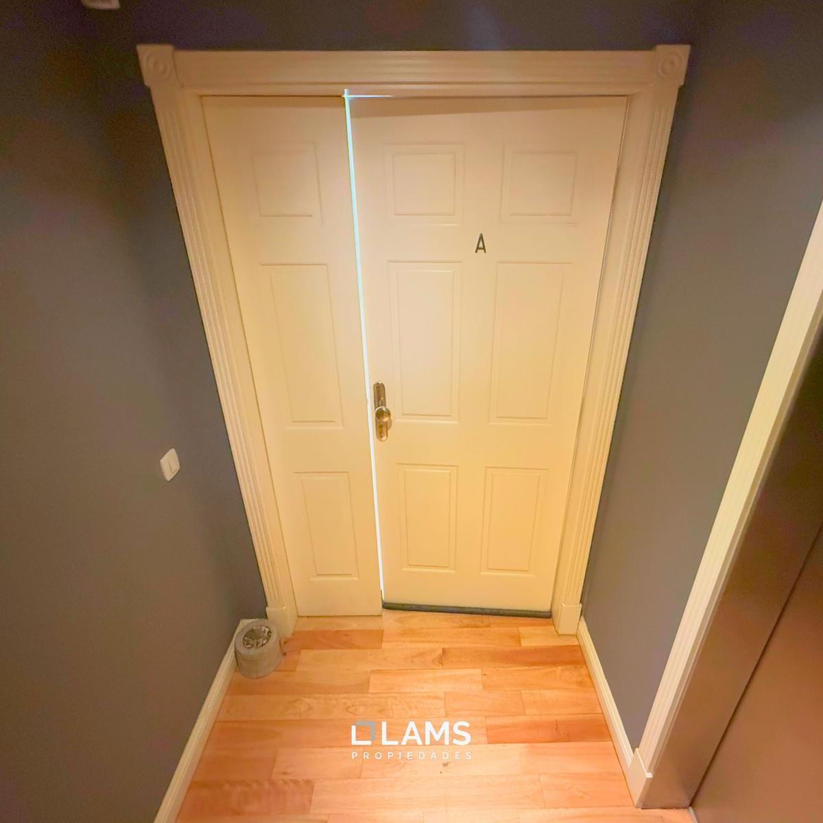 Foto de Piso exclusivo de 4 ambientes - Venta - Guemes, imagen 2