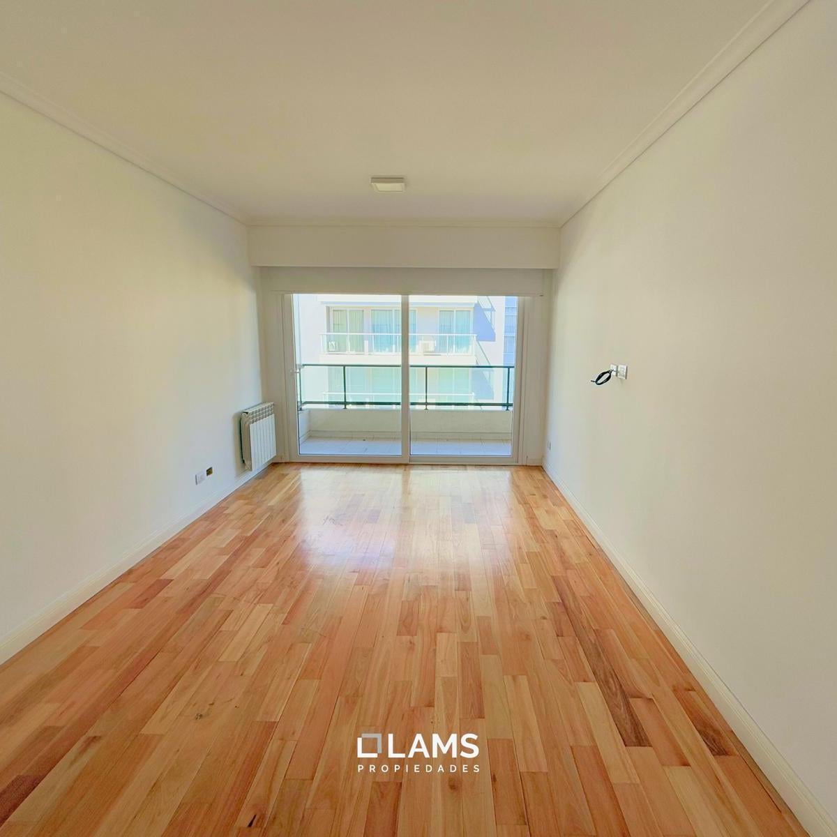 Foto de Piso exclusivo de 4 ambientes - Venta - Guemes, imagen 5