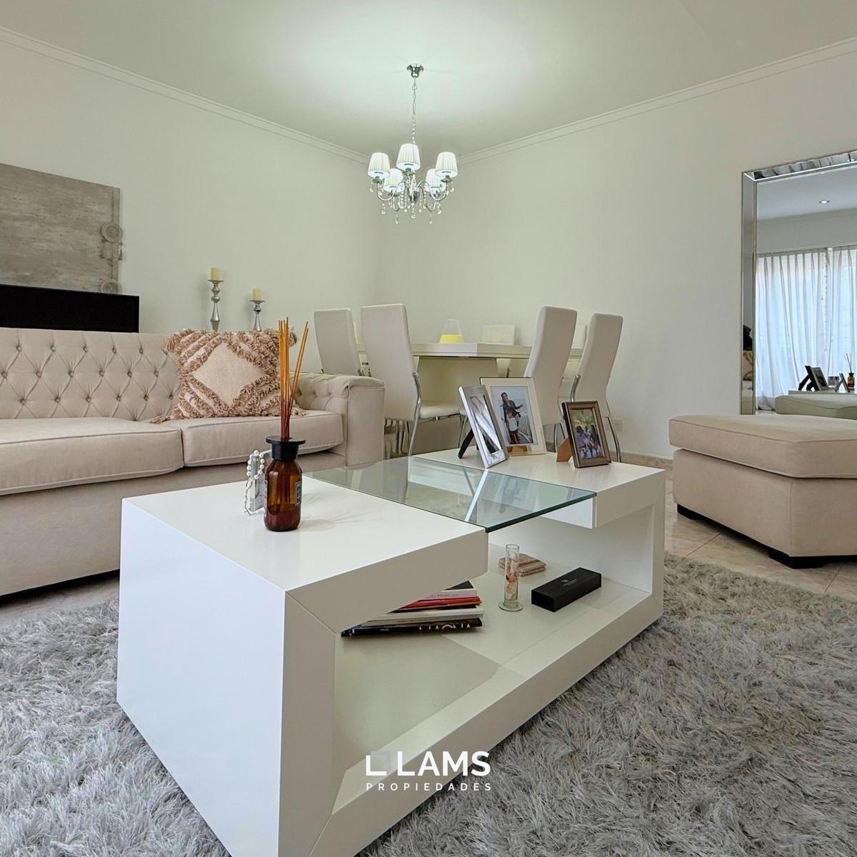 PH en Venta - 4 Ambientes - Zona Puerto 5