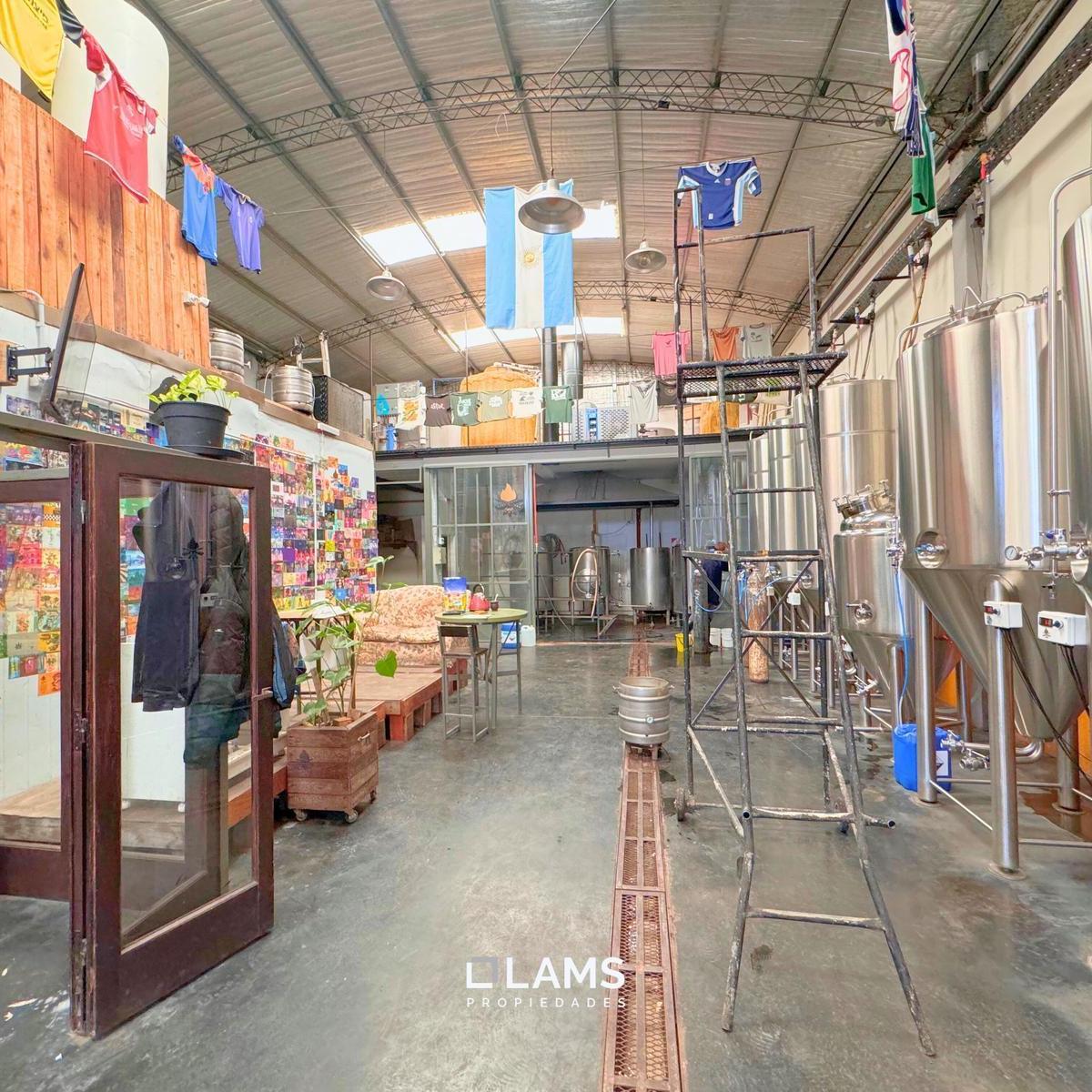 Foto de Galpón en Venta de 251m2 cubiertos - Barrio Los Andes, imagen 4