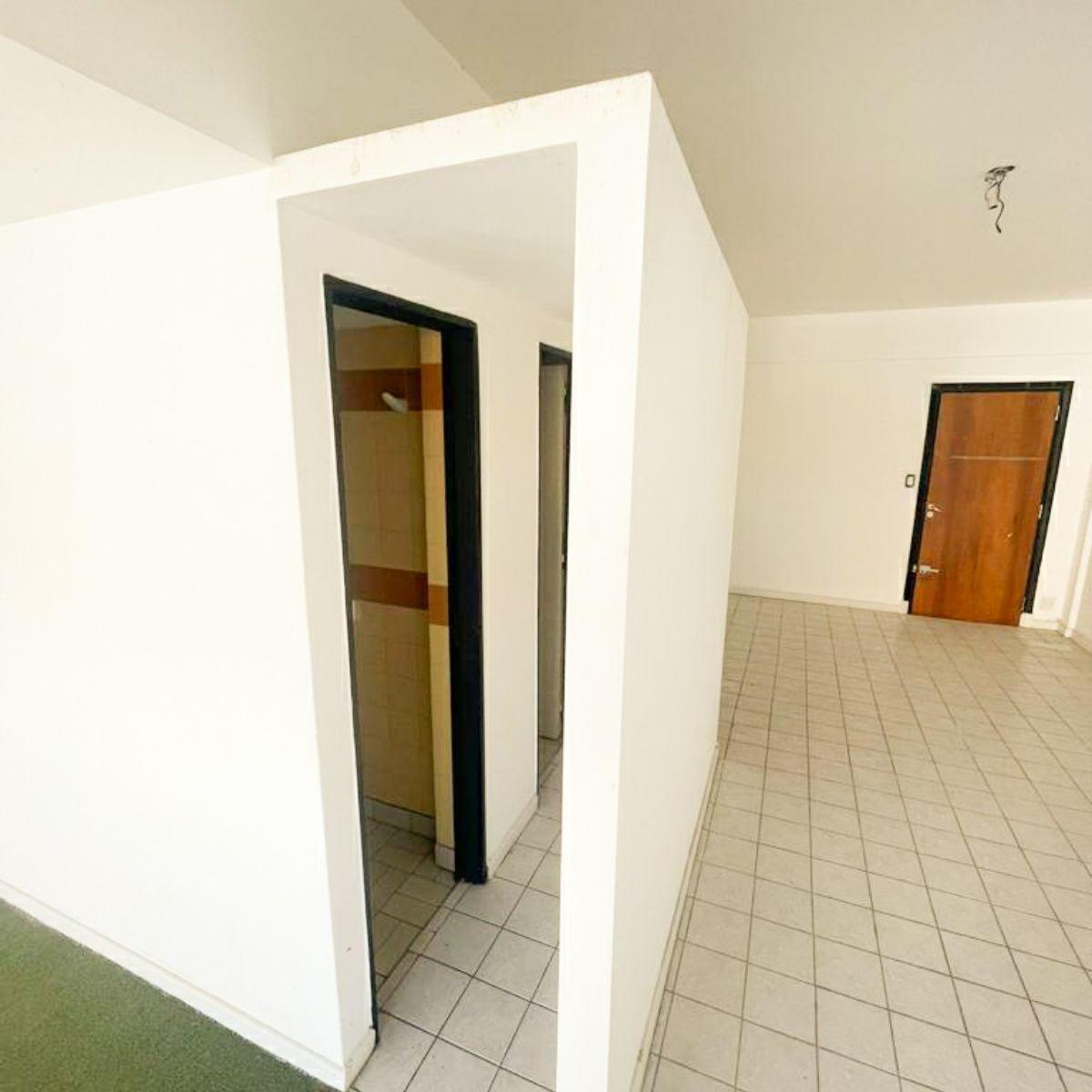 Foto de Oficina 3 ambientes en Venta - Edificio Cronos - Centro de Mar del Plata, imagen 3