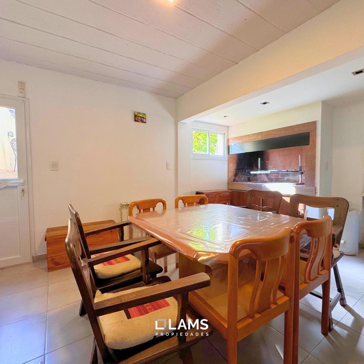 Duplex de 4 Ambientes en Venta - Barrio Chauvin 4