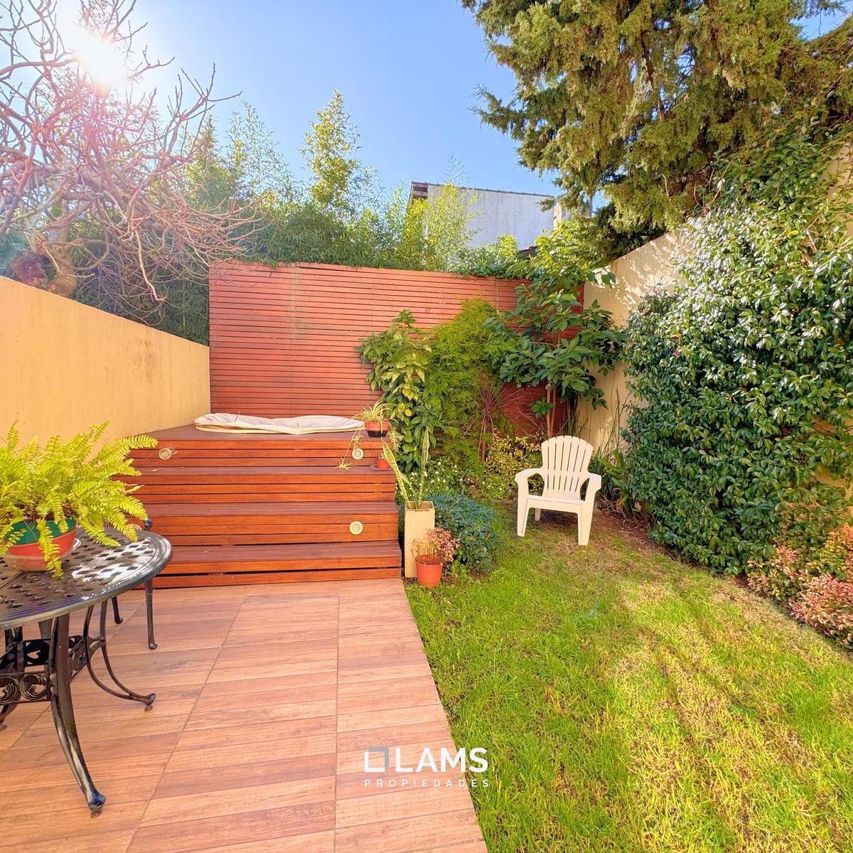Duplex de 4 Ambientes en Venta - Barrio Chauvin 5