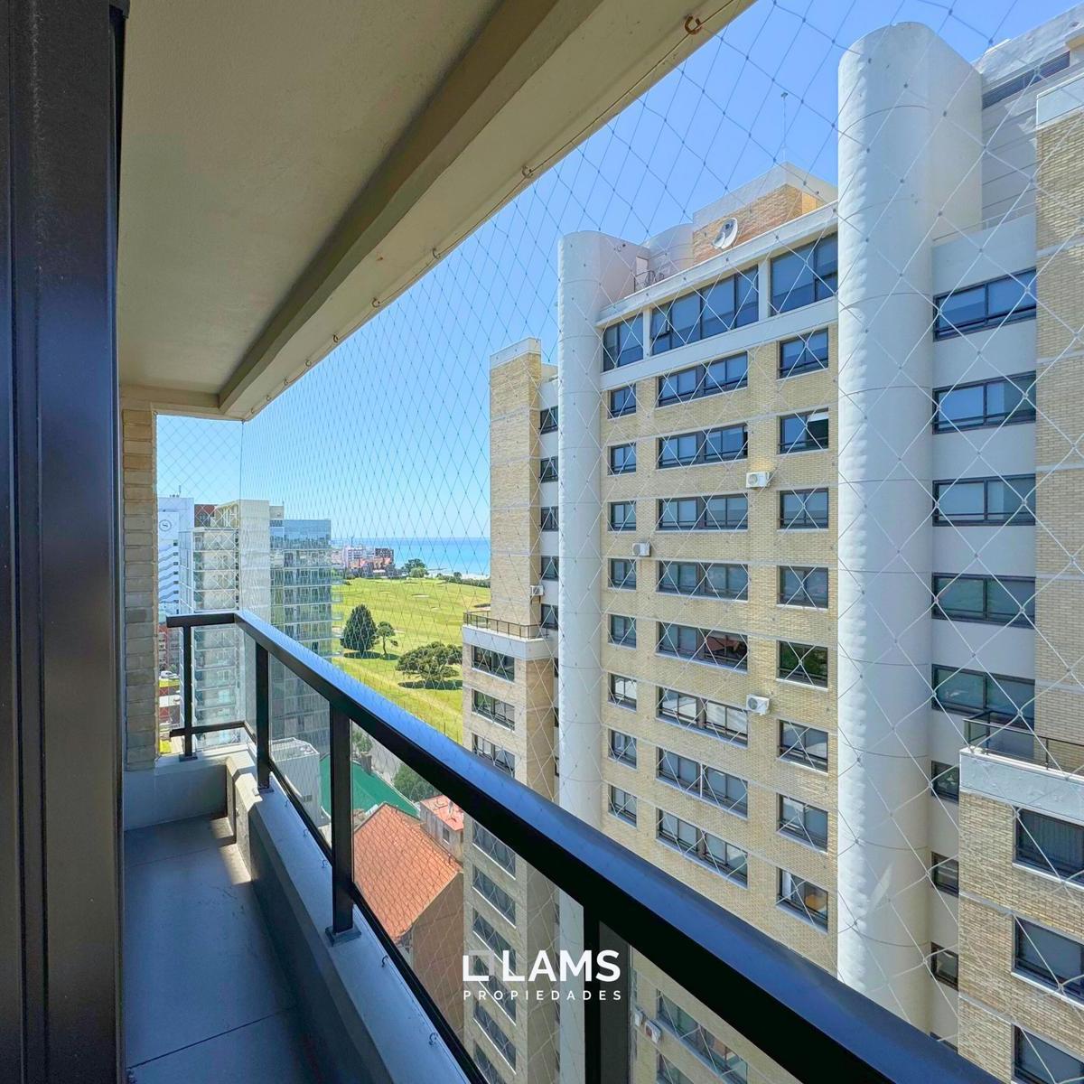 Departamento 3 Ambientes en Venta - Torres de Golf 4