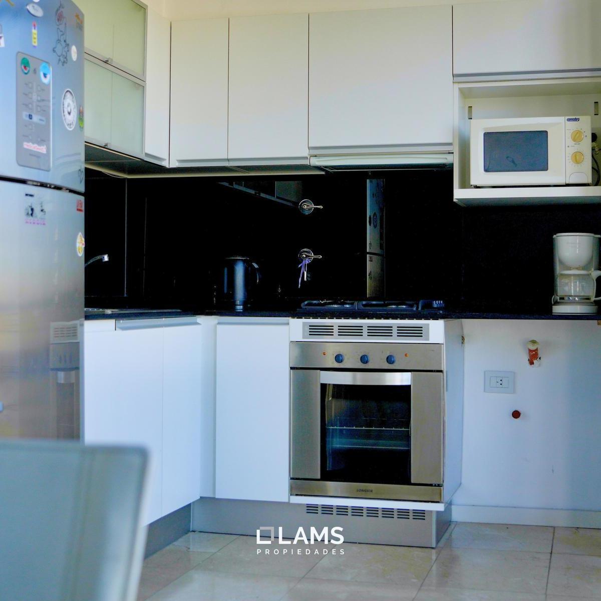 Departamento 2 Ambientes en Venta - Zona Guemes 1