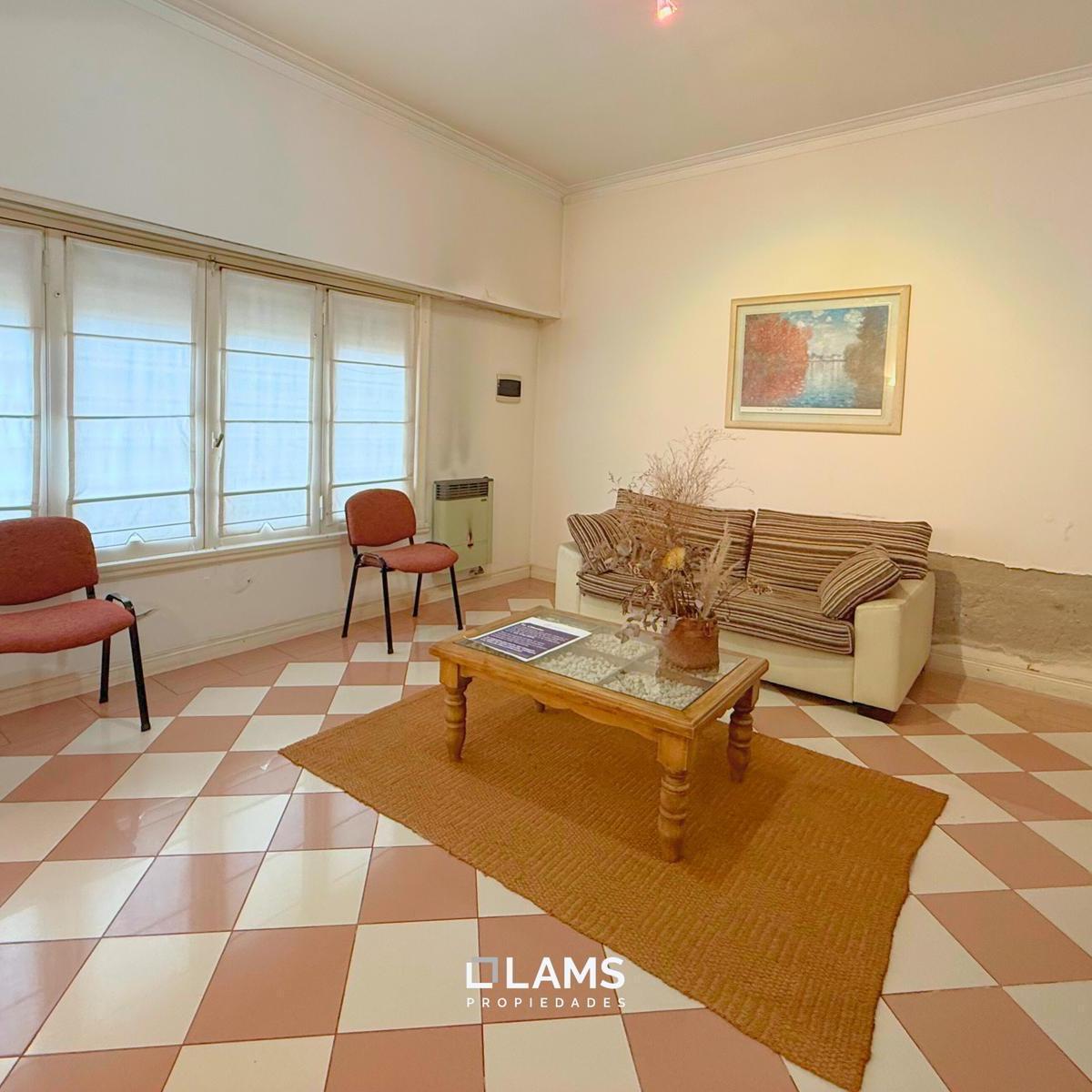 Chalet en Venta - 6 ambientes - La Perla