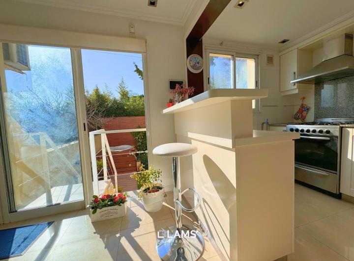 Duplex de 4 ambientes en VENTA - Barrio Chauvin 4