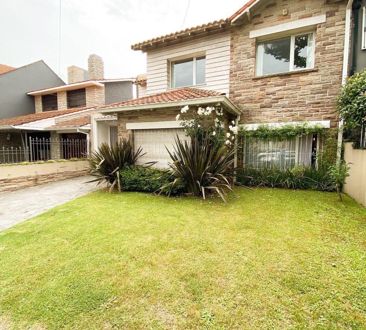 Casa en Alquiler temporario en Barrio Los Troncos. Temporada 2025-2026