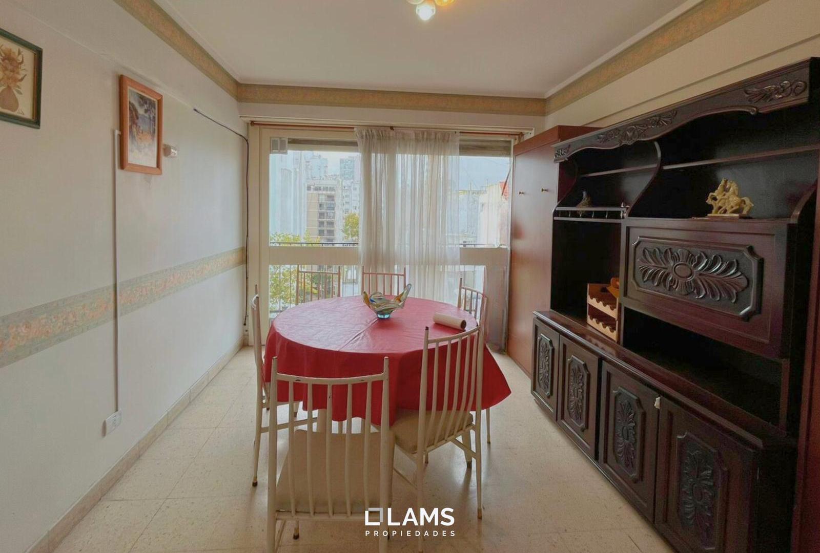 Venta Departamento 2 ambientes con cochera - Centro