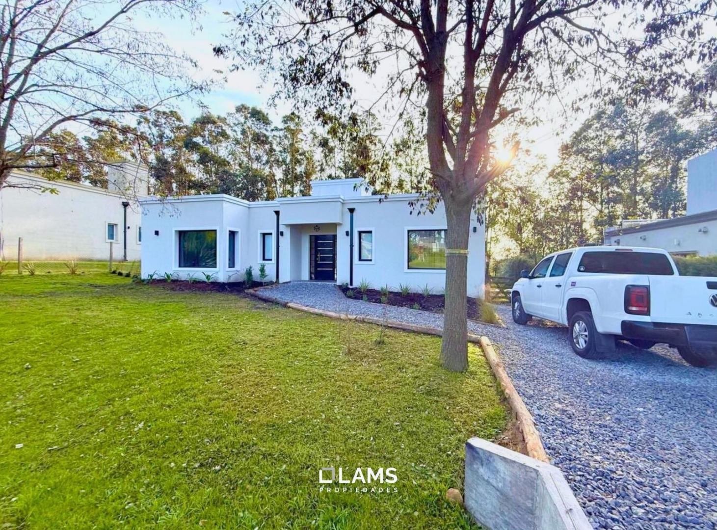Alquiler 12 meses - Casa 3 ambientes - Barrancas de San Benito