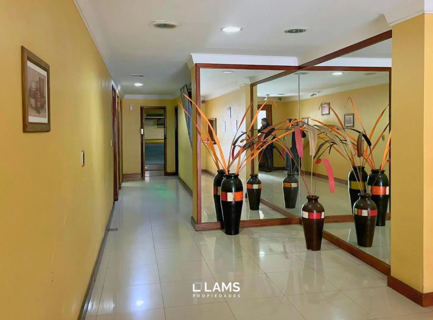 Departamento en Venta - 3 ambientes - Zona La Perla 3