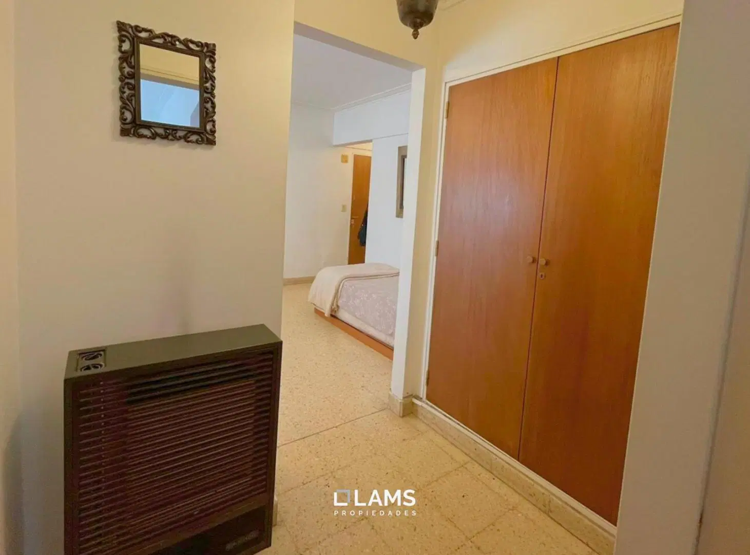 Departamento en Venta - 3 ambientes - Zona La Perla 5