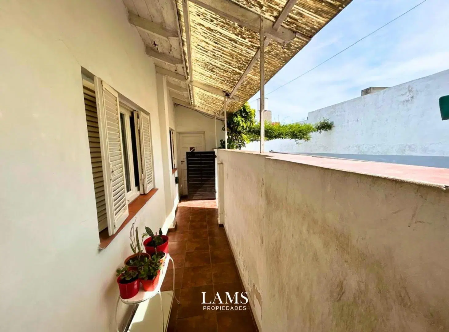 Venta PH - Con espacio para Auto - Barrio San Jose 8