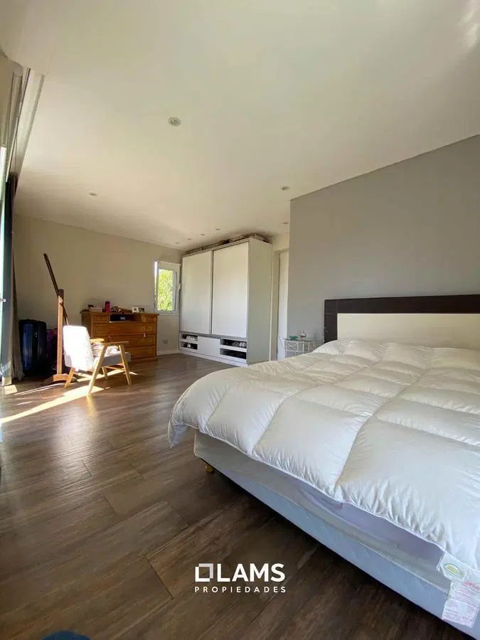 Alquiler casa de 5 ambientes - 12/24 meses - Rumencó 4