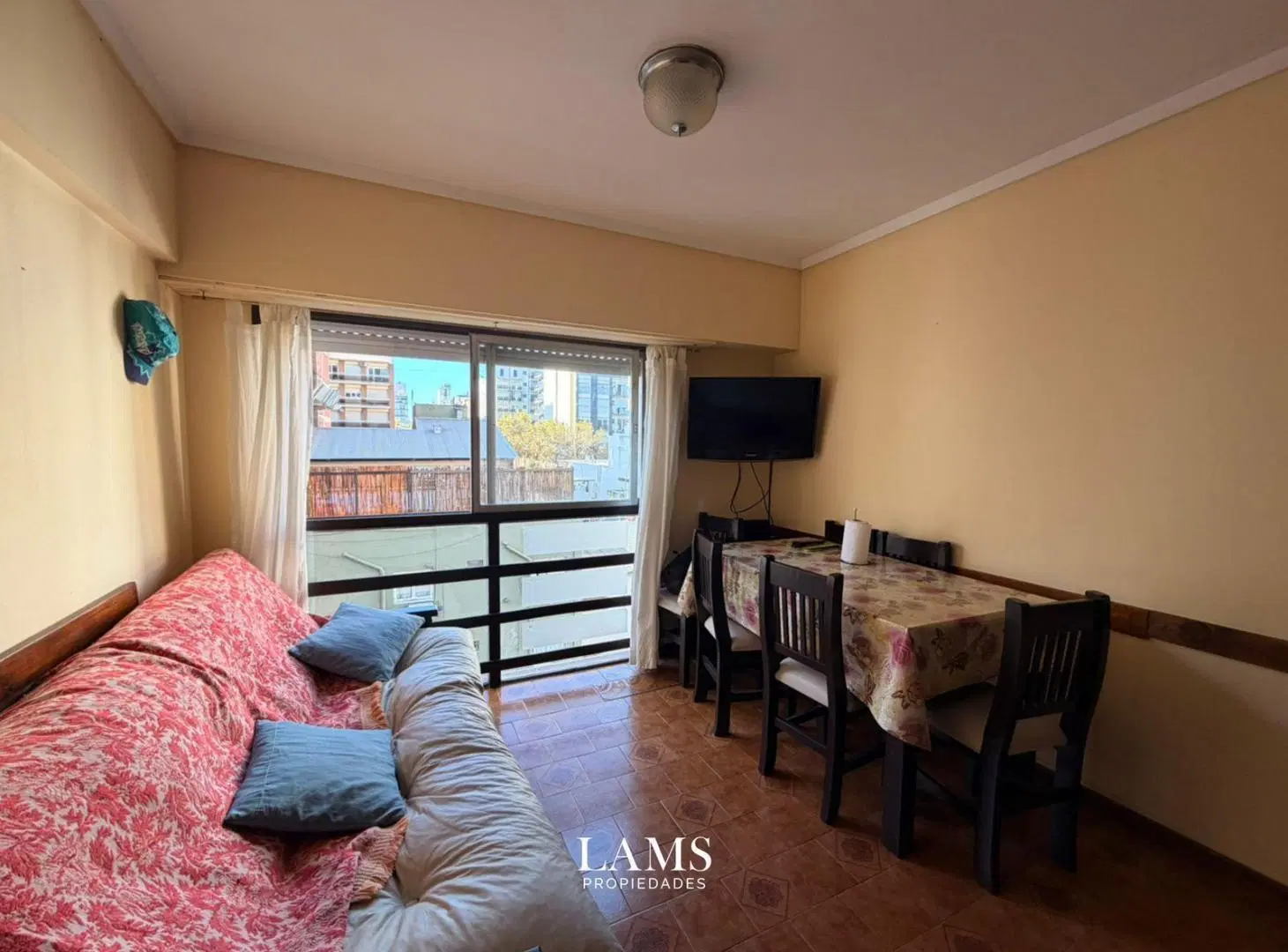 Departamento de un ambiente en Venta - Zona Plaza Colon 2