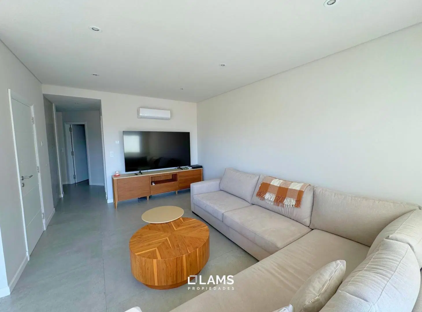 Departamento 4 ambientes con cochera - A estrenar - Chauvin 5