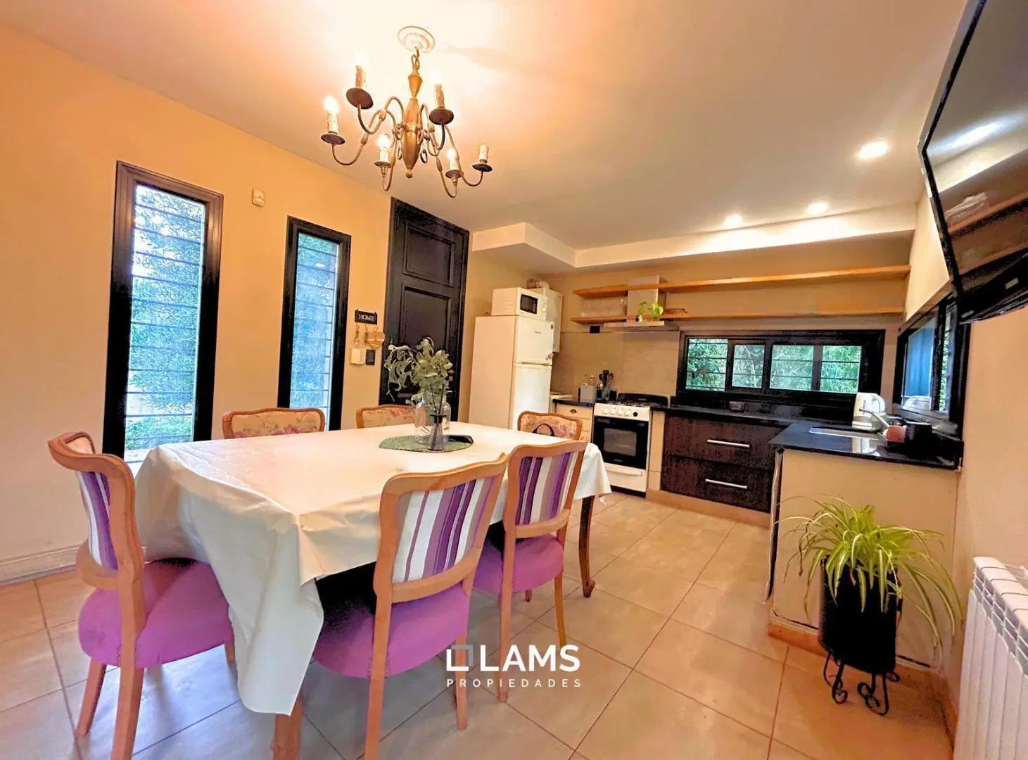 Casa en Venta - Bosque Peralta Ramos - 4 ambientes 4
