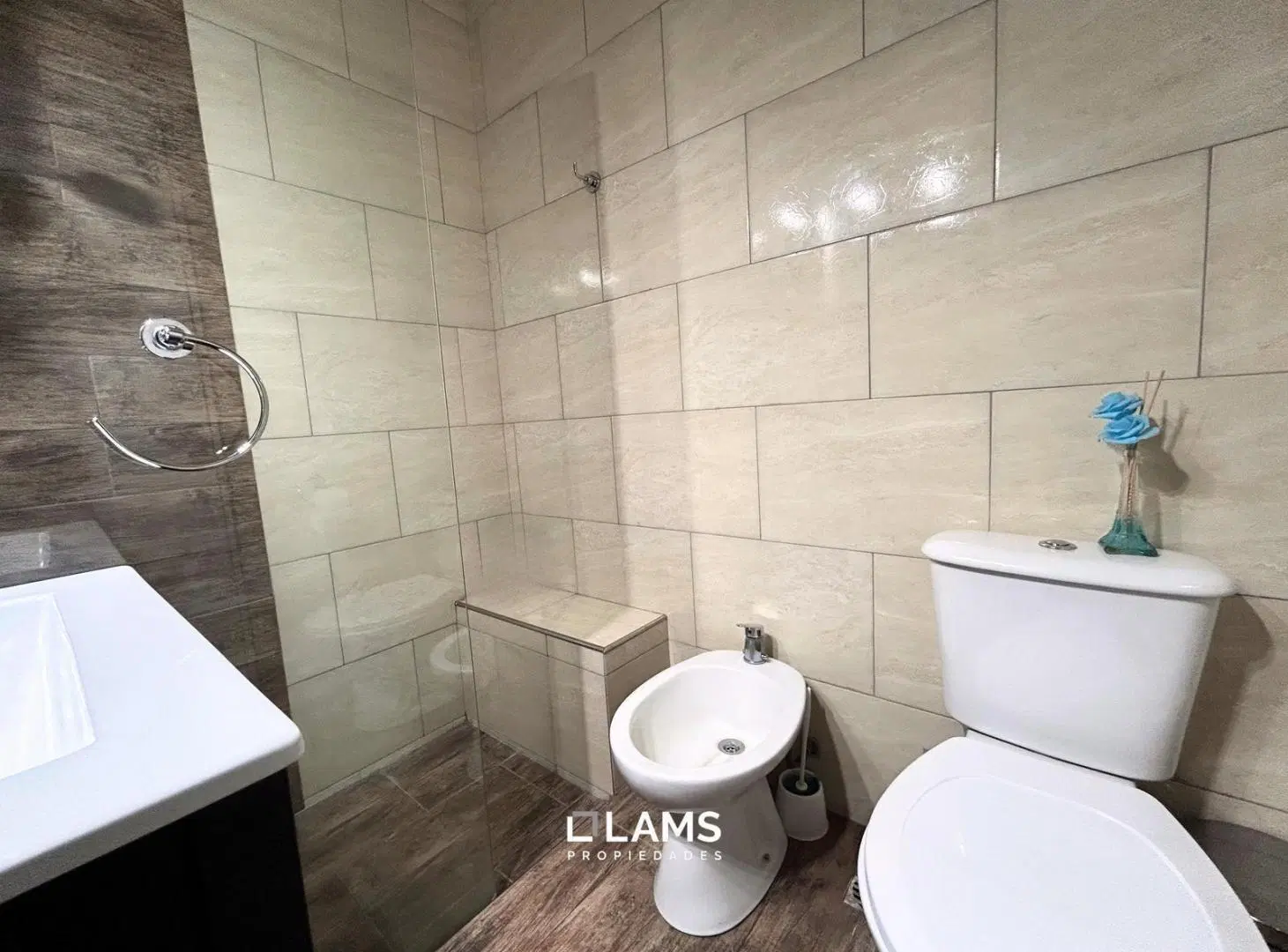 Departamento en 2 ambientes en venta Punta Mogotes - Patio y Cochera - Frente al mar 5