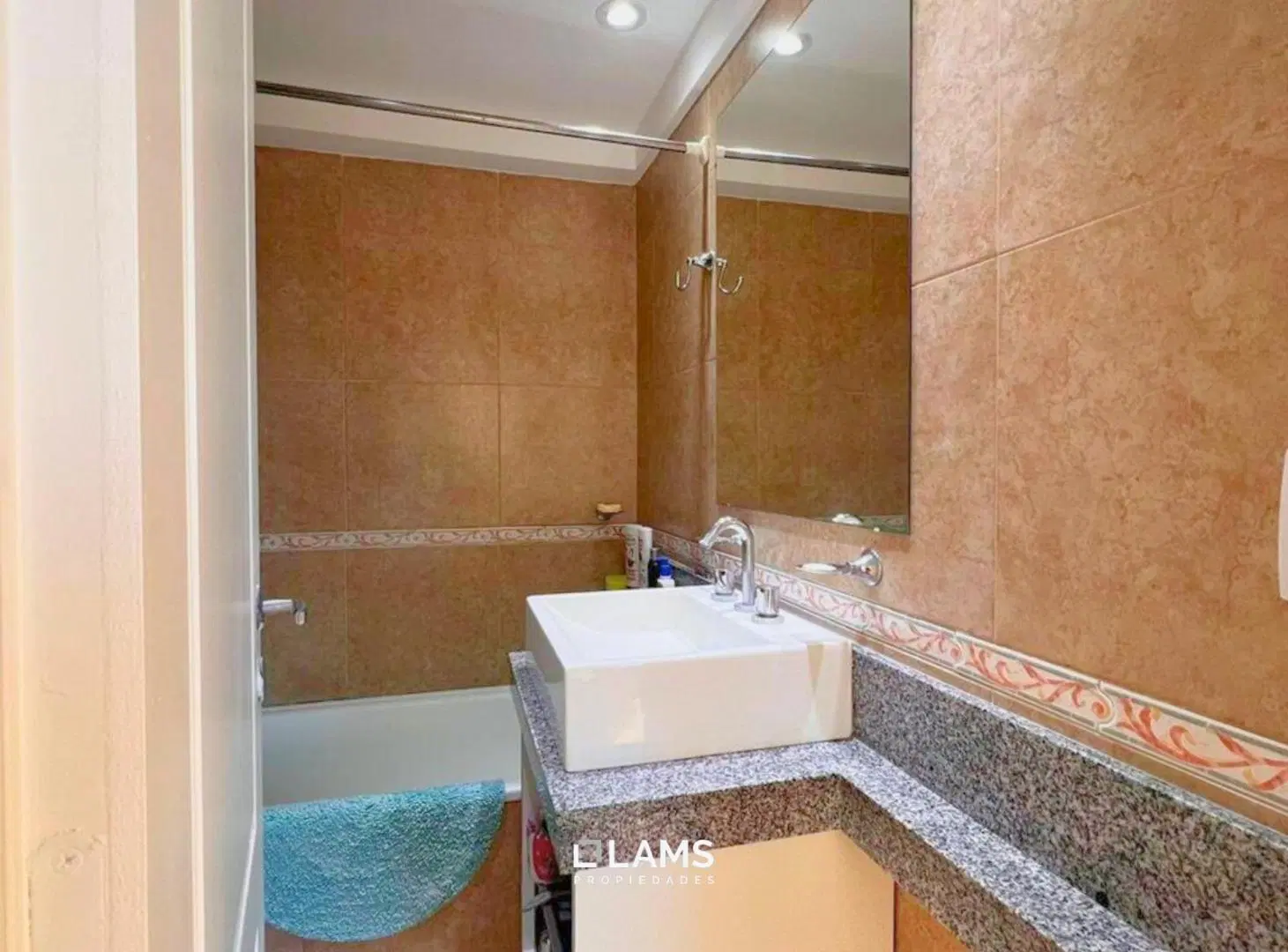 Departamento 2 ambientes en Venta - Zona Varese 5