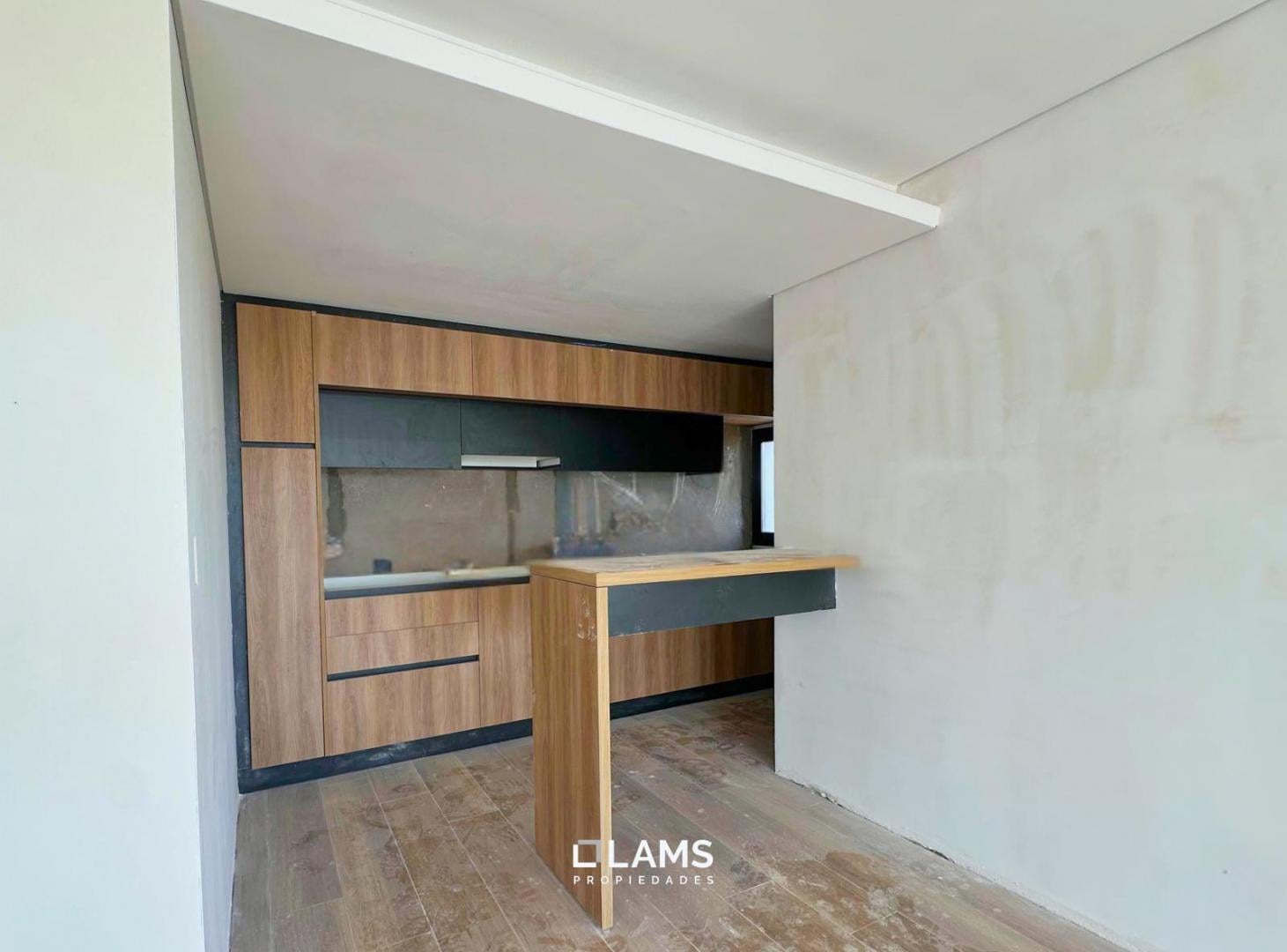 Venta - 2 ambientes a Estrenar con cochera - Line House