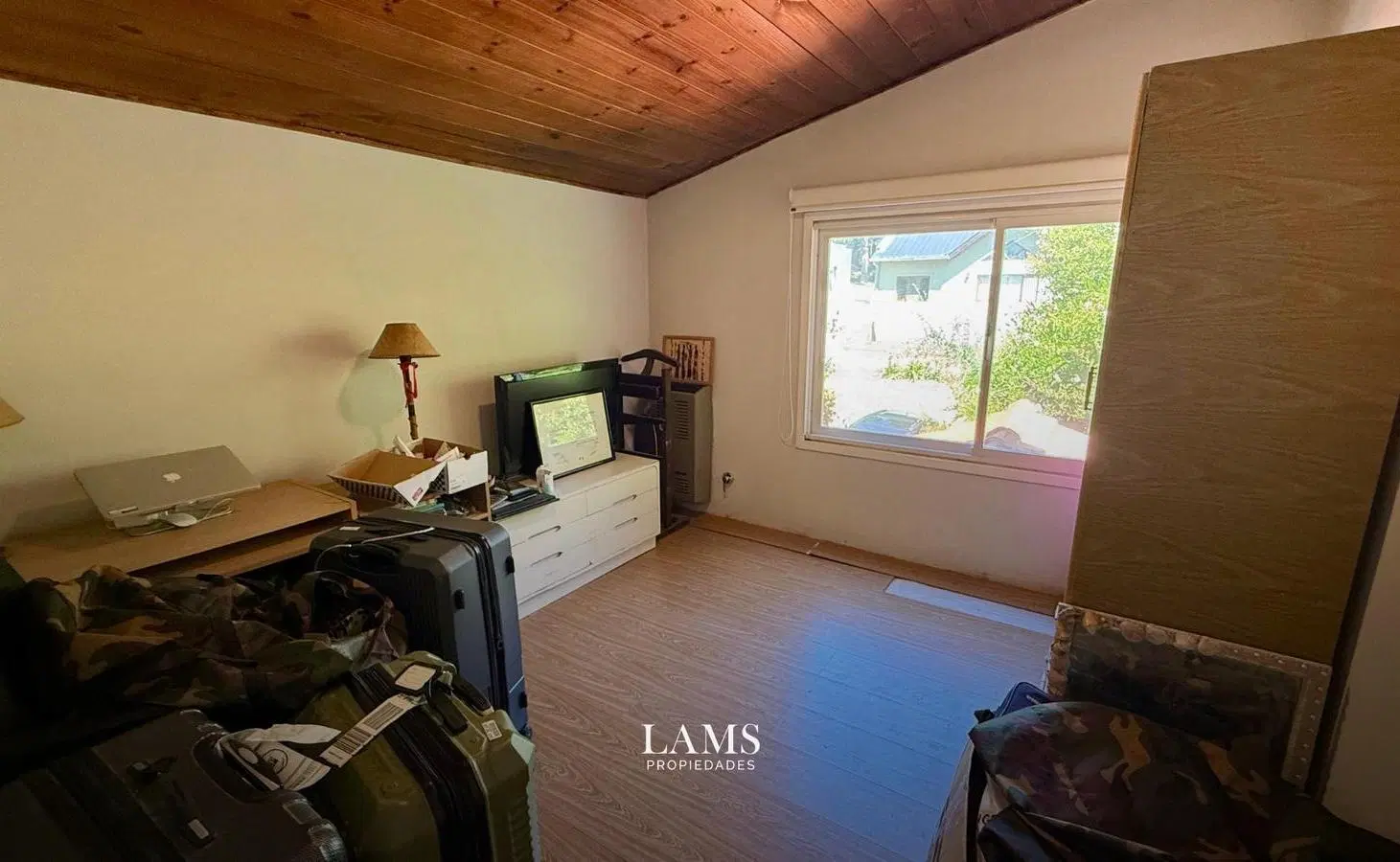 Venta - Casa 4 ambientes con Pileta - Sierra De Los Padres 4