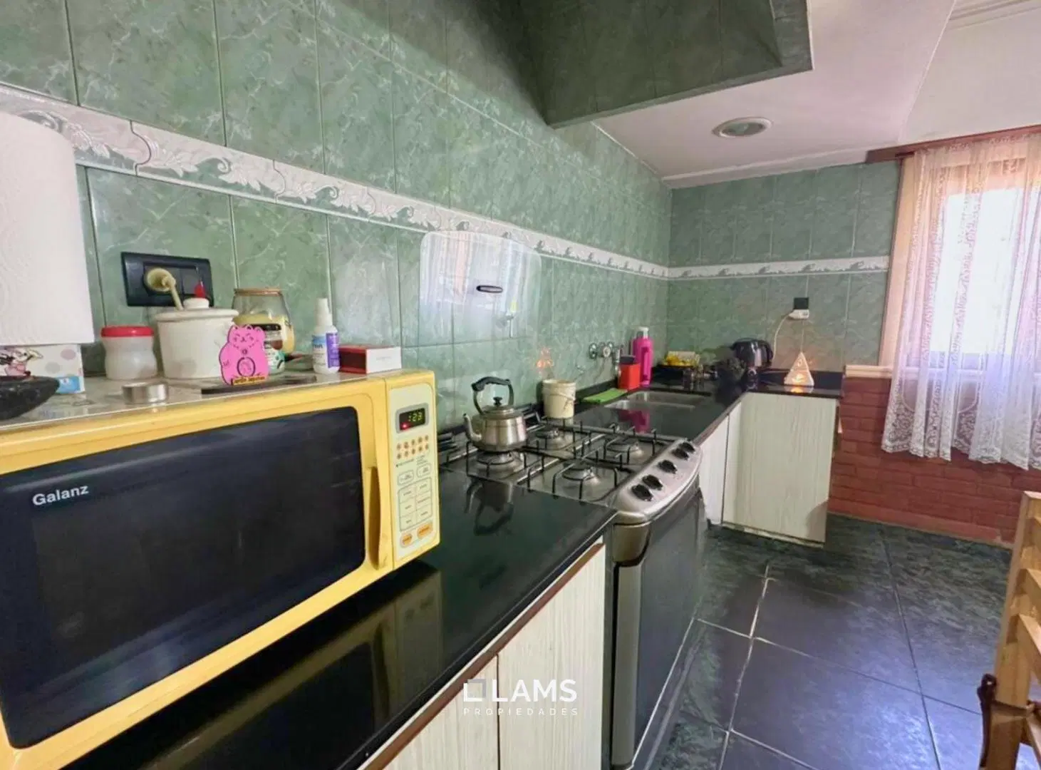 Venta - Casa 4 ambientes - Zona Los Pinares 5