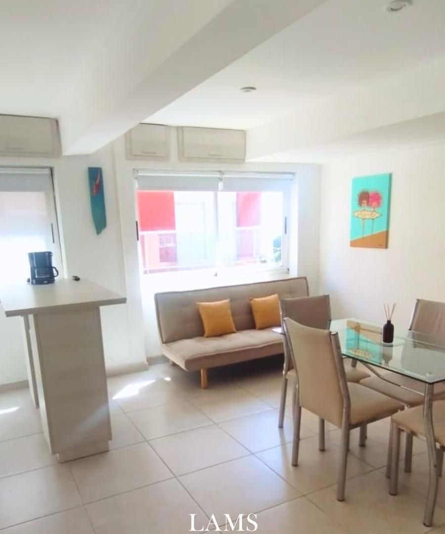 Alquiler de invierno - Departamento 1 ambiente - Playa Grande
