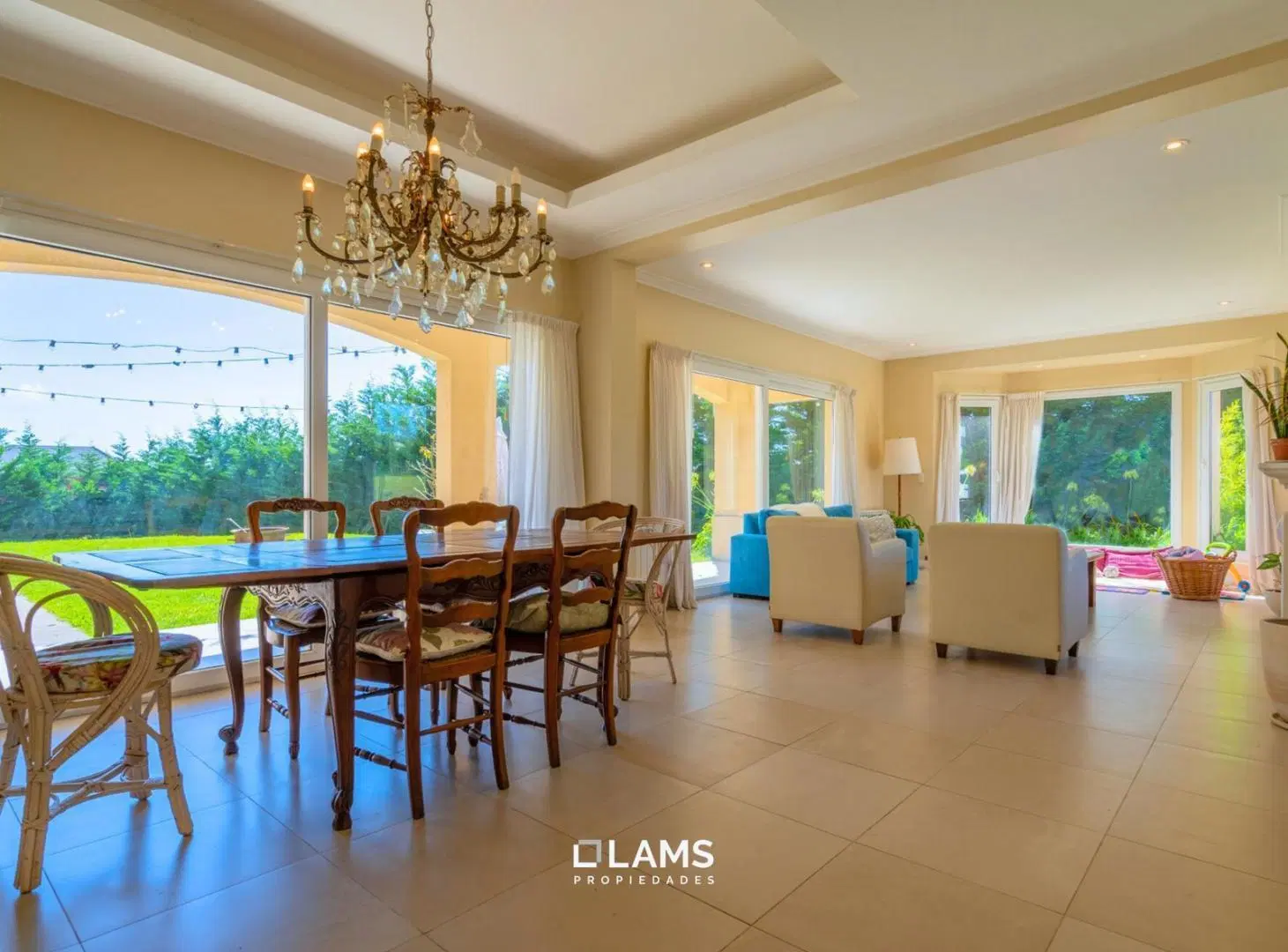 Venta - Casa de 4 ambientes - Barrio Arenas del Sur 8