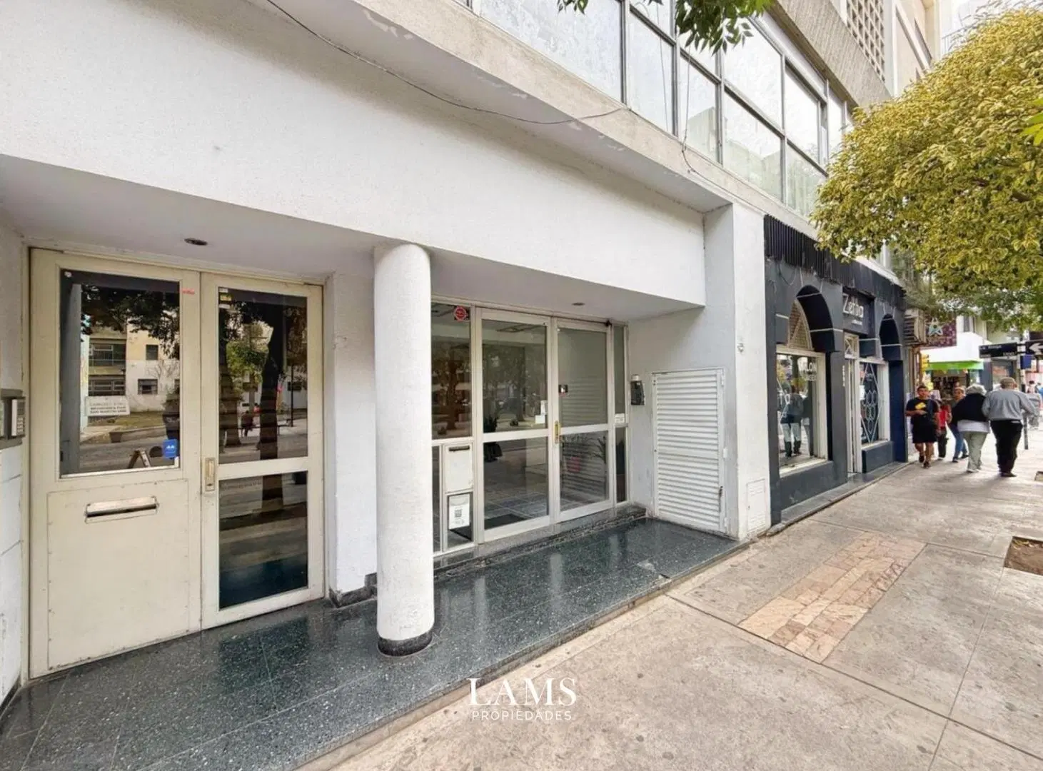 Venta - Departamento 3 ambientes - Zona Centro 5