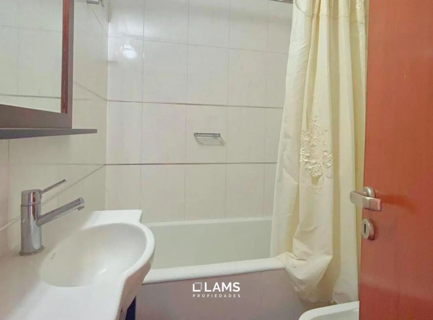 Departamento en  Alquiler/Venta - 3 Ambientes - Maral 27- Playa Grande 4