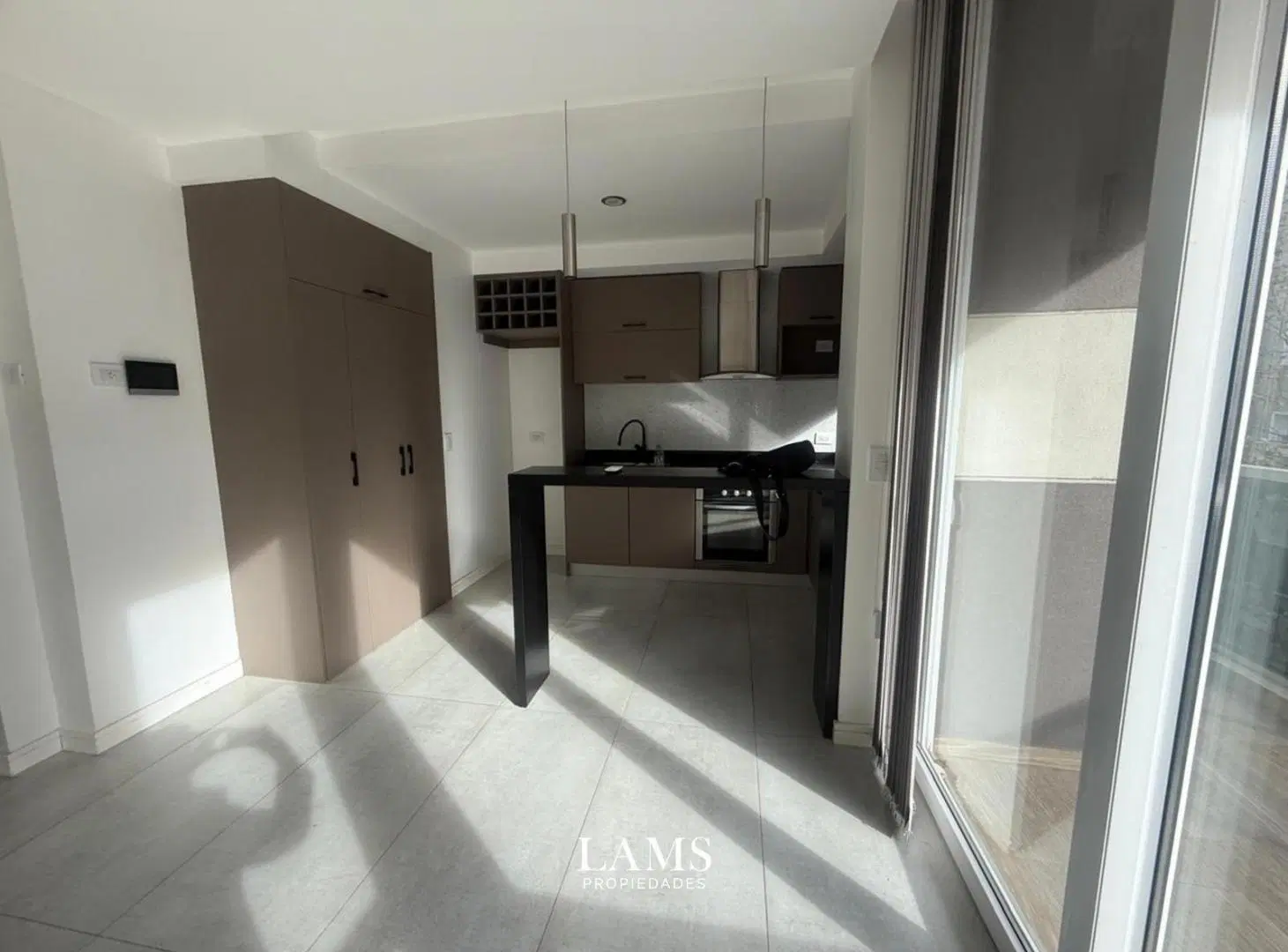 Alquiles 12 meses - Semipiso 2 ambientes - Lomas de Stella Maris 4
