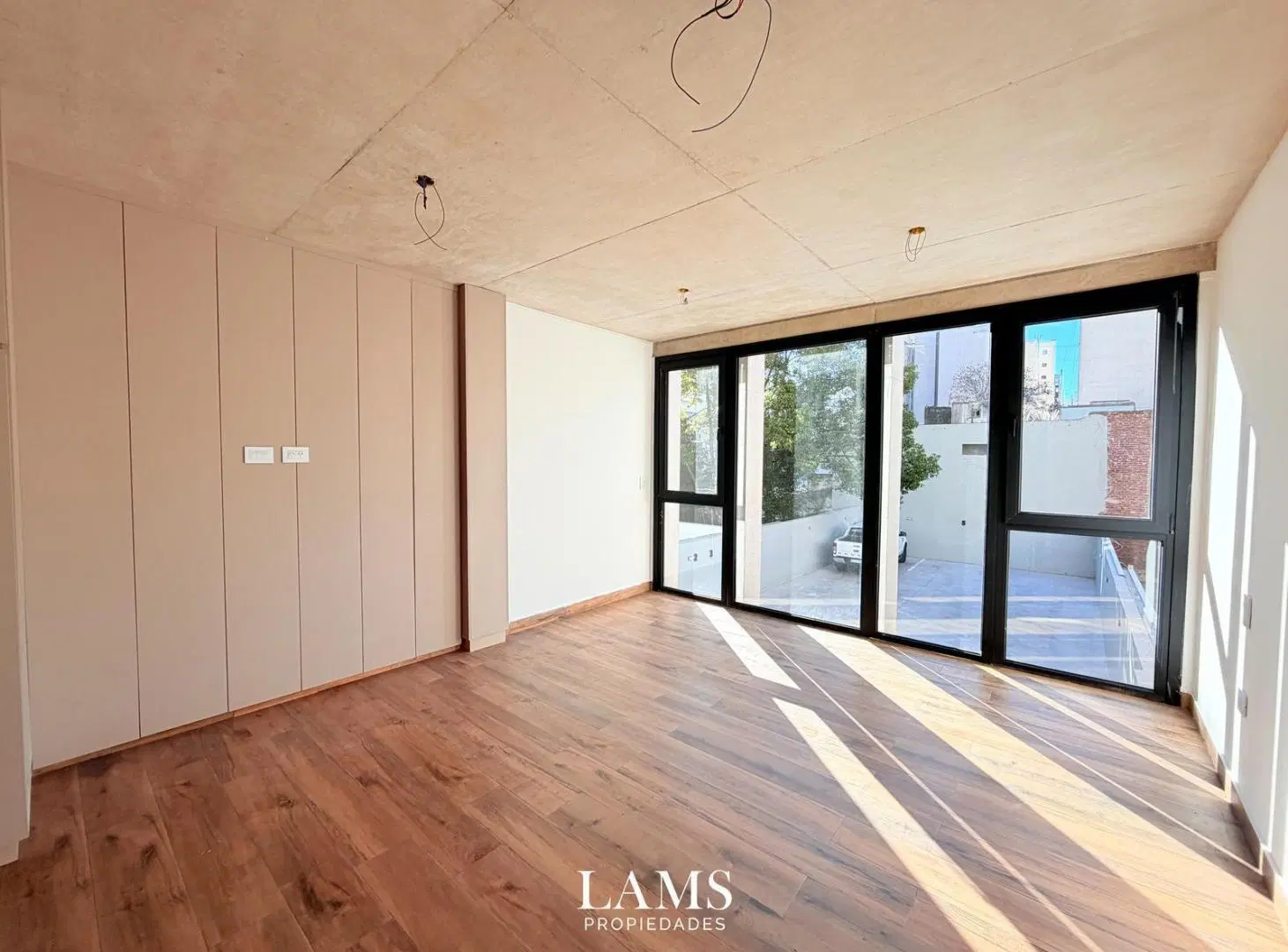 Venta - Departamentos 1 y 2 ambientes - Zona Aldrey 3