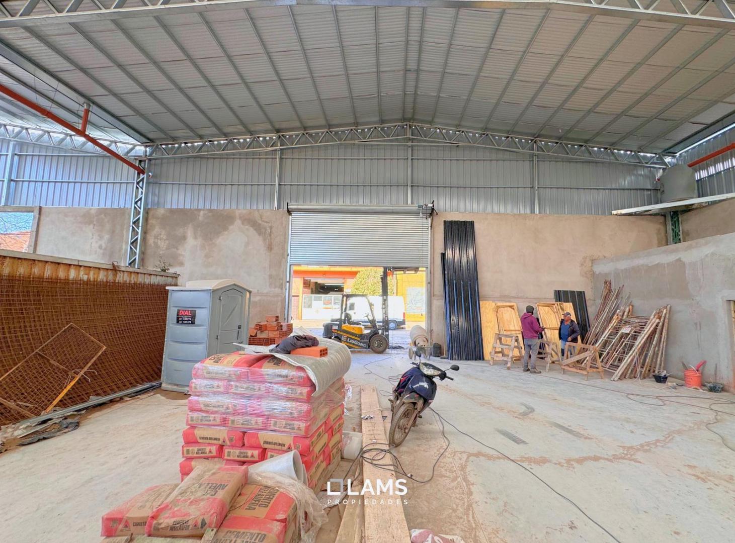 Foto de Galpón/Nave 766m2 en alquiler - Barrio Los Andes - Champagnat - Mar del, imagen 5