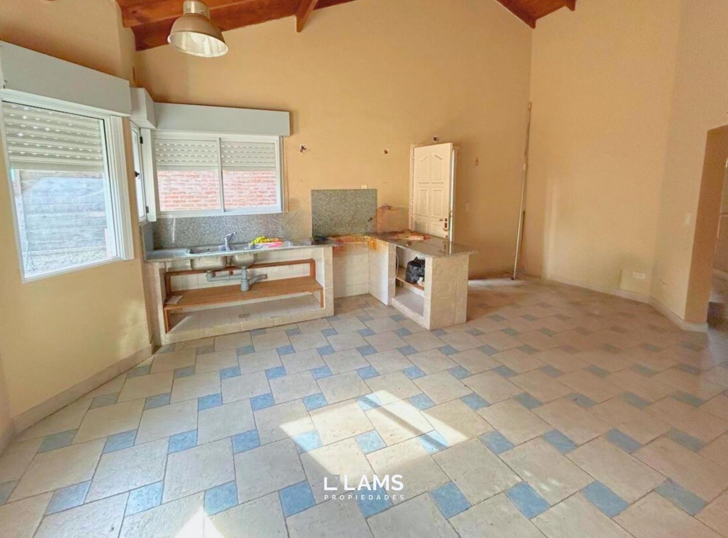 Foto de Venta - Casa 3 ambientes - Bosque Peralta Ramos, imagen 1
