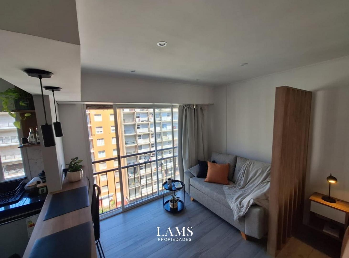 Foto de VENTA - Departamento 1 ambiente al frente - Zona Plaza Colón, imagen 1