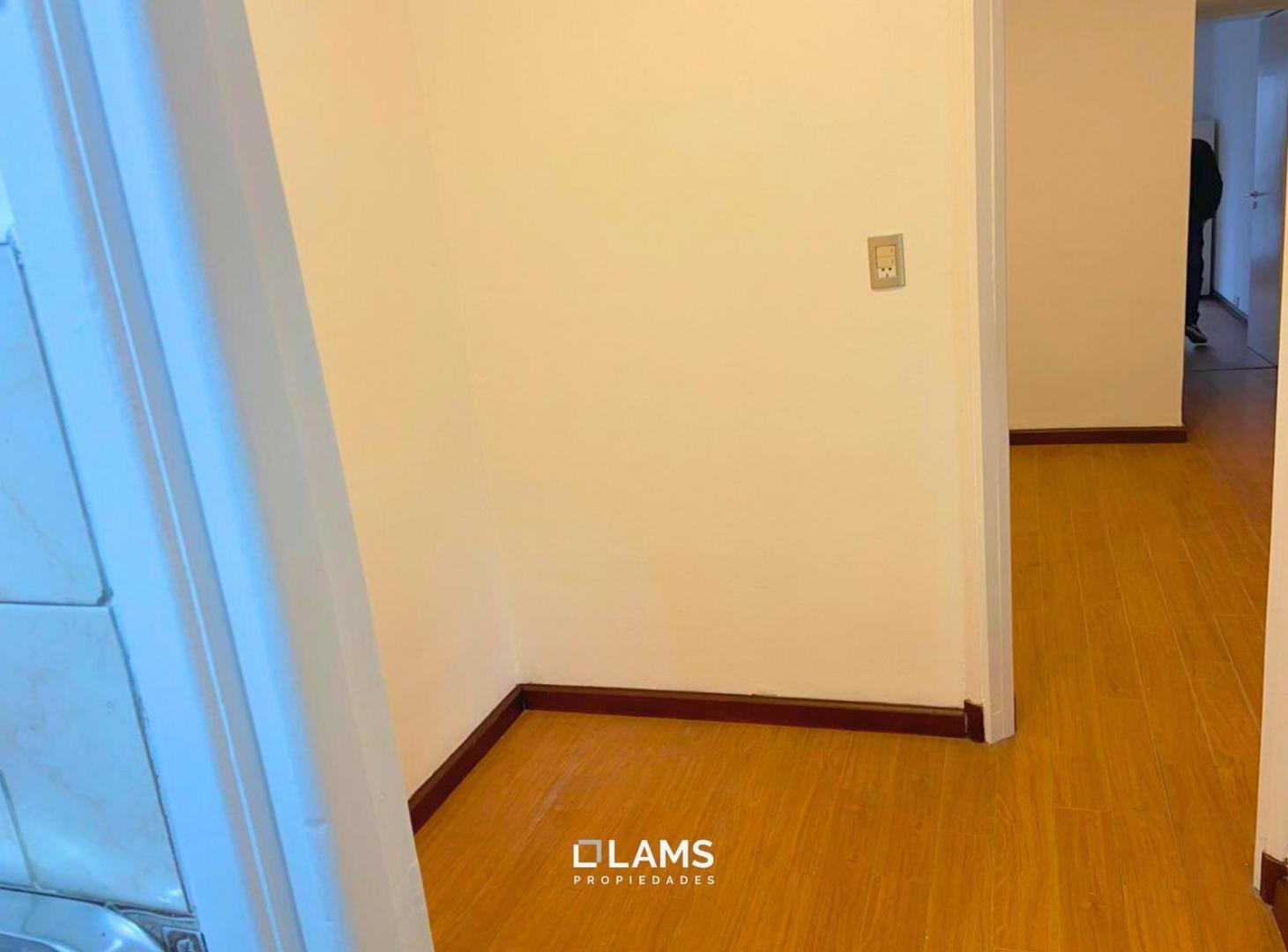 Foto de Alquiler 12 meses - Departamento 2 ambientes - Aldrey, imagen 5