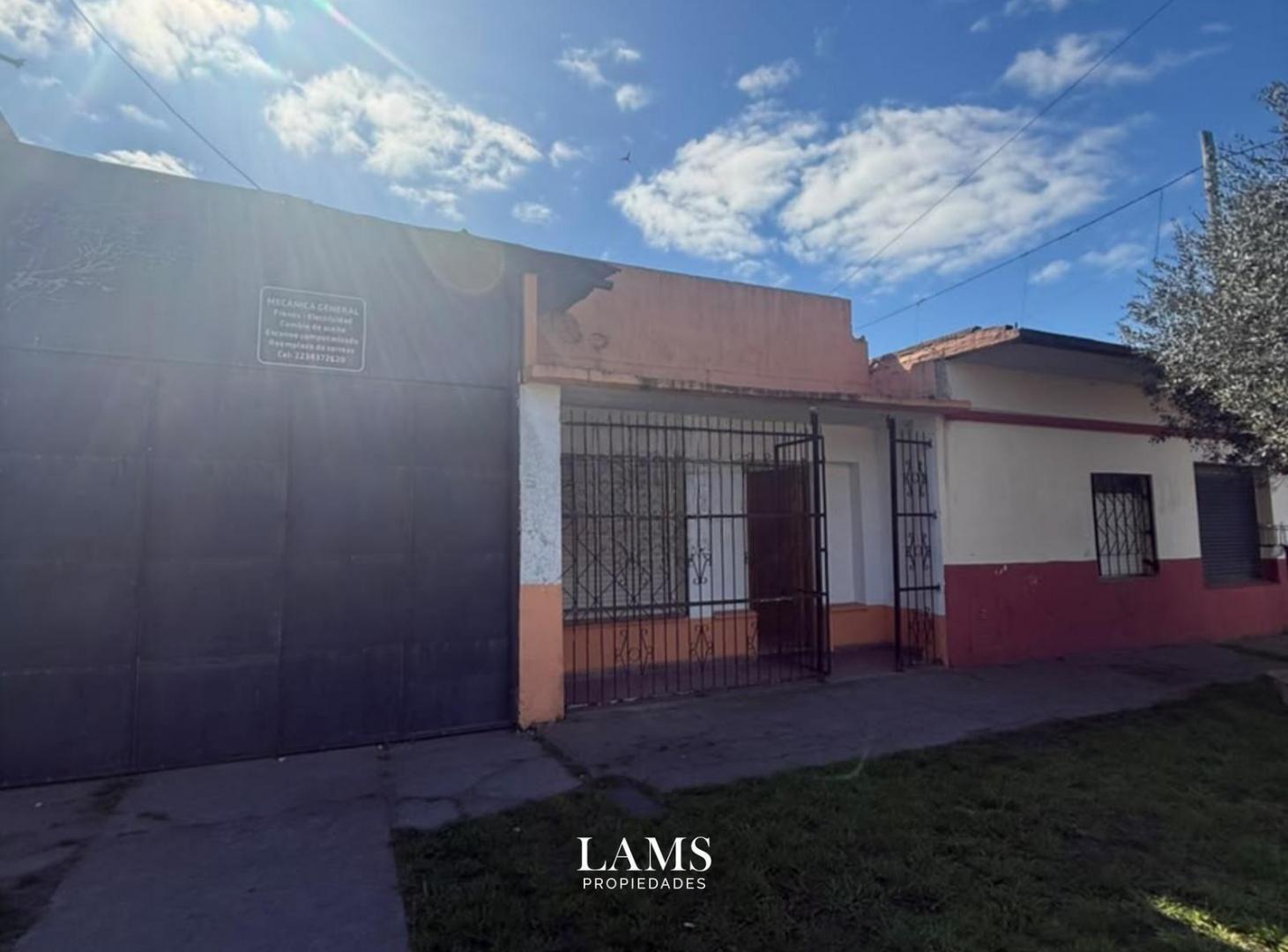 Foto de CASA CON LOCAL COMERCIAL – VENTA - Barrio Florencio Sánchez, imagen 4